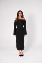 Serenity's Knitted Off-Shoulder dress - Noir